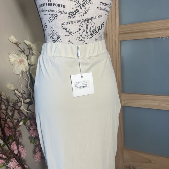 Meshki Basics Rylie Midi Skirt M Pencil Stretchy Boho Festival - Picture 3 of 7